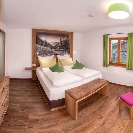 Apartment Mayer *